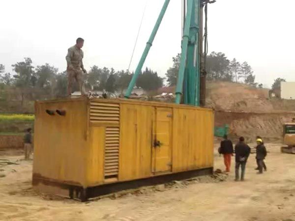 思茅如何判断水冷式机油散热器密封件是否需要更换?